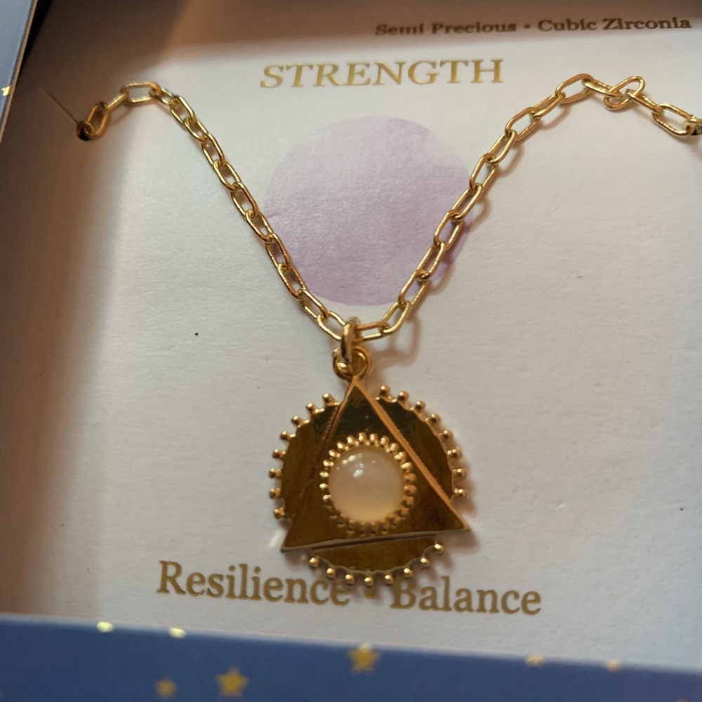Chain gold necklace